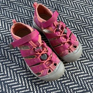 Little Girl’s Keens